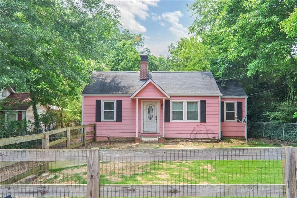 3 bedroom, 2 bathroom, 1,504 sq ft single family residence sold at 207 Walthall Street, Marietta, GA 30064