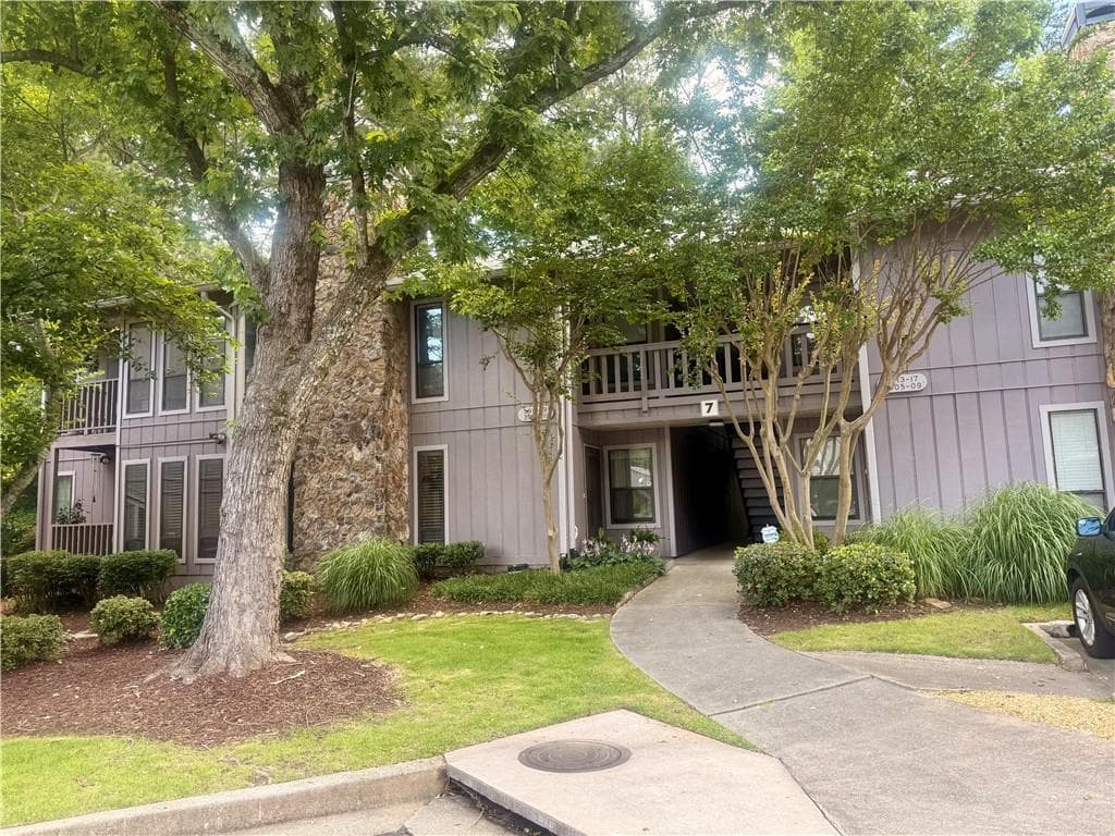3915 Woodridge Way, Tucker, GA 30084 — most recent listing photo