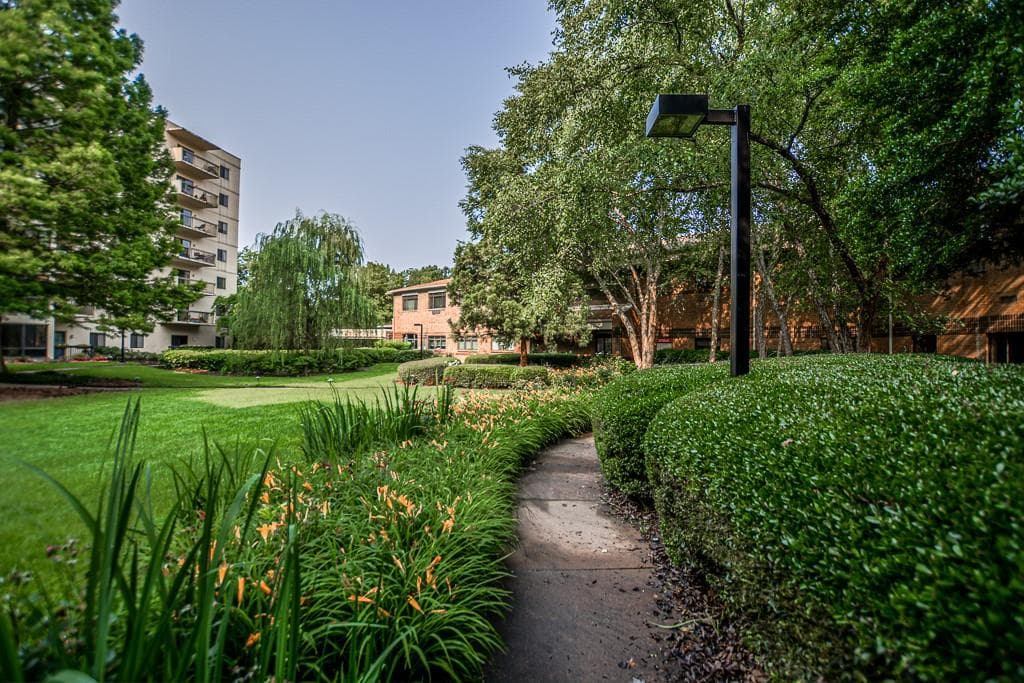 1800 Clairmont Lake A226, Decatur, GA 30033 — most recent listing photo