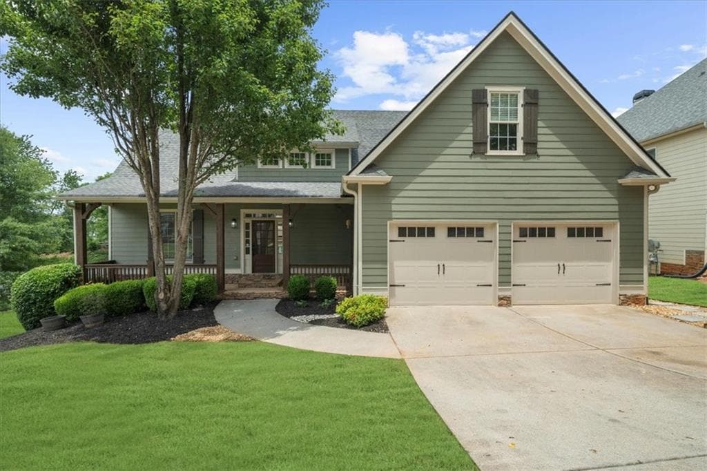 3 bedroom, 3 bathroom, 1,966 sq ft single family residence sold at 307 Cabinwood Trail, Canton, GA 30115