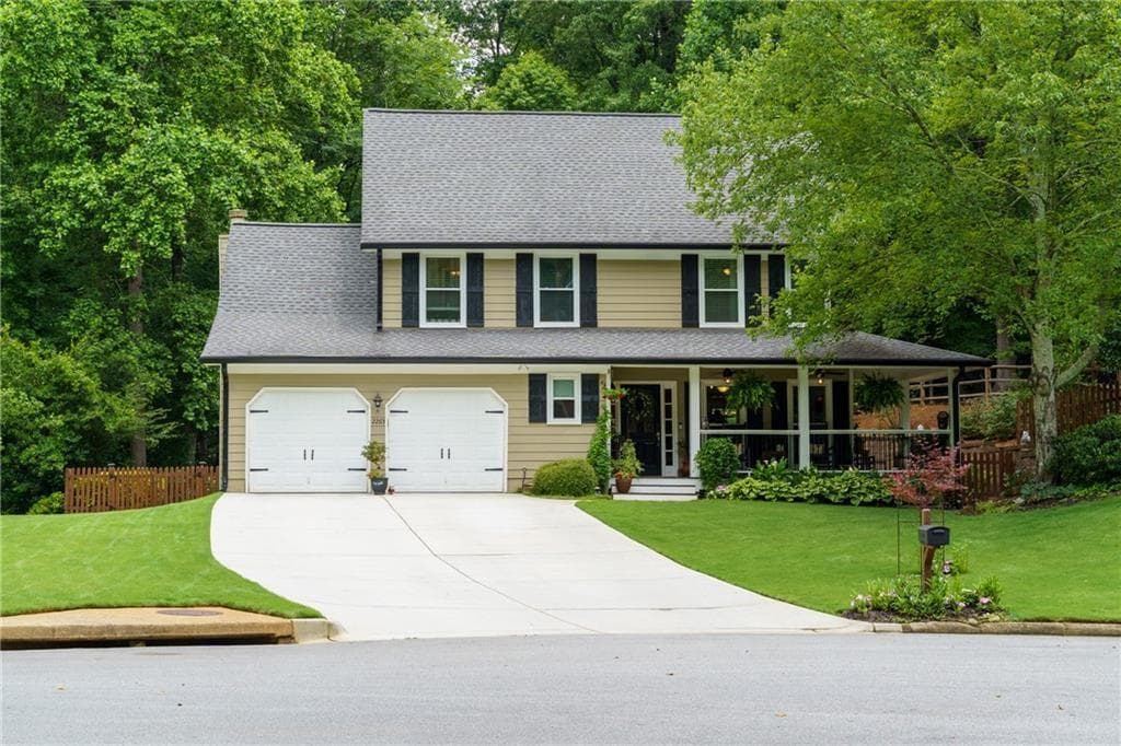 3 bedroom, 3 bathroom, 2,004 sq ft single family residence sold at 2263 Hill Creek Way, Marietta, GA 30062