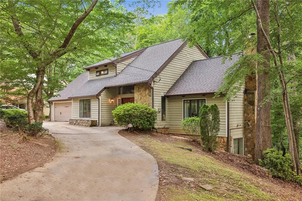 5 bedroom, 4 bathroom, 2,925 sq ft single family residence sold at 6100 Blackwater Trail, Atlanta, GA 30328