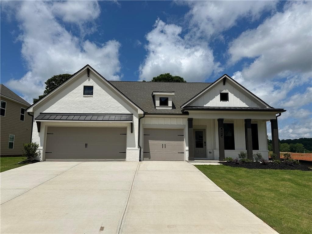395 Winding Rose Drive, Hoschton, GA 30548 — most recent listing photo