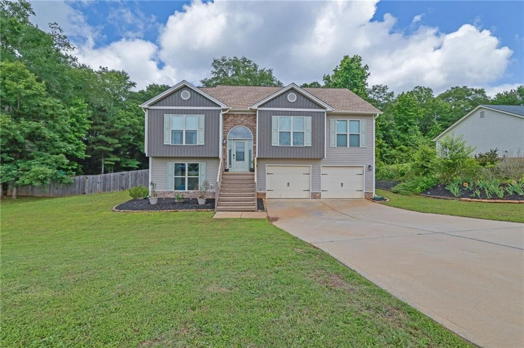 1955 Paynes Point, Winder, GA 30680 — most recent listing photo