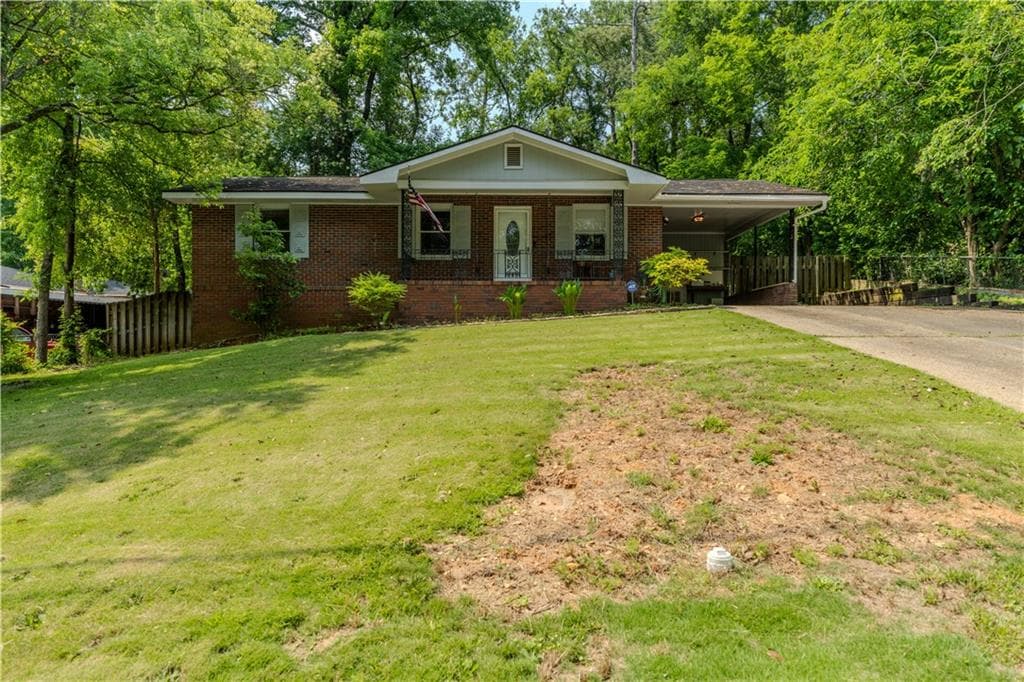 3 bedroom, 2 bathroom, 1,000 sq ft single family residence sold at 707 29th Street, Phenix City, AL 36867