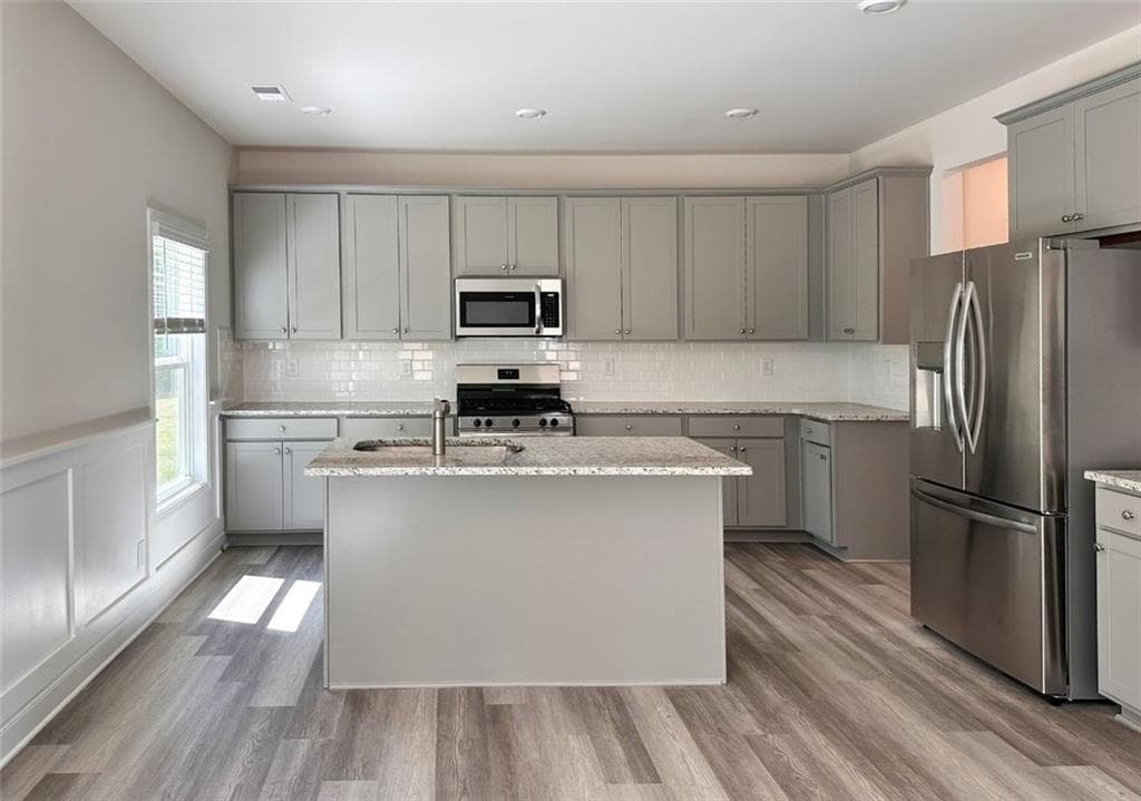 4 bedroom, 3 bathroom, 2,361 sq ft single family residence for rent at 40 Highfield Lane Timberland, Winder, GA 30680 for $2,282 a month — photo 2
