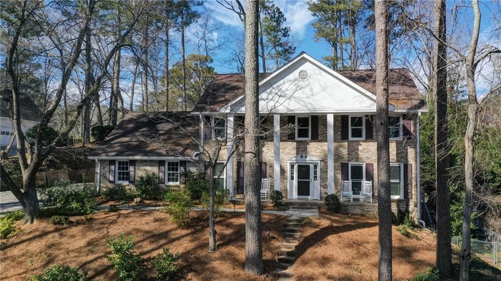 4 bedroom, 4 bathroom, 4,499 sq ft single family residence sold at 6300 Mountain Brook Lane, Atlanta, GA 30328