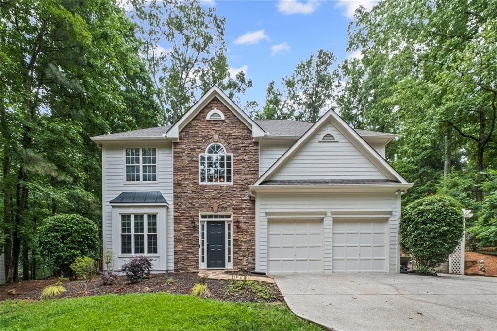 4 bedroom, 3 bathroom, 2,608 sq ft single family residence sold at 125 Sable Pointe Drive, Milton, GA 30004