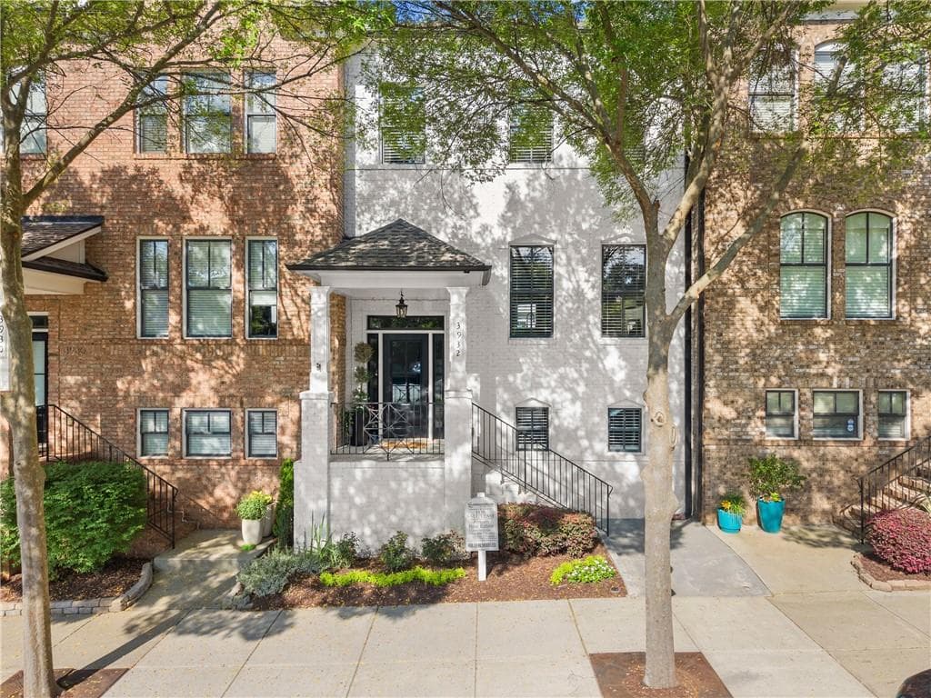 4 bedroom, 4 bathroom, 2,224 sq ft townhouse sold at 3932 Boston Common Street, Suwanee, GA 30024