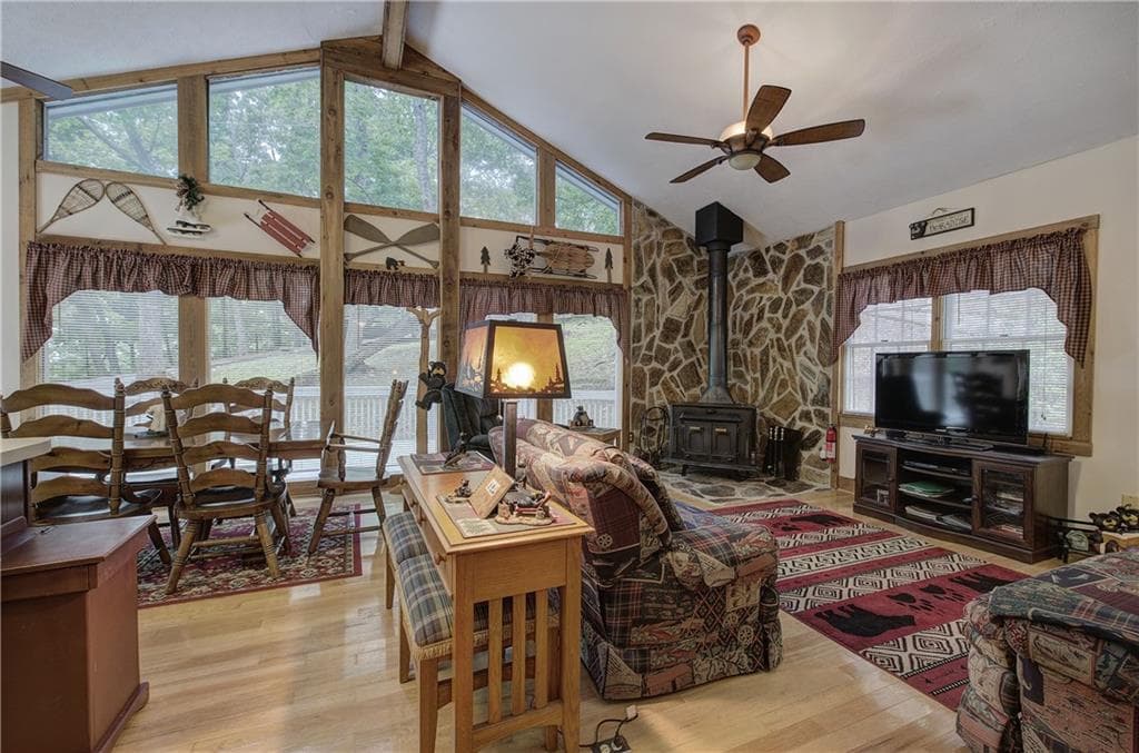 3 bedroom, 2 bathroom, 1,790 sq ft single family residence for sale at 214 South View Trail, Jasper, GA 30143 — photo 6