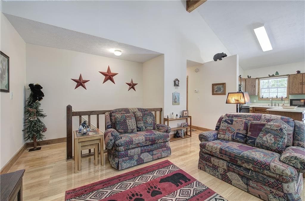 3 bedroom, 2 bathroom, 1,790 sq ft single family residence for sale at 214 South View Trail, Jasper, GA 30143 — photo 9