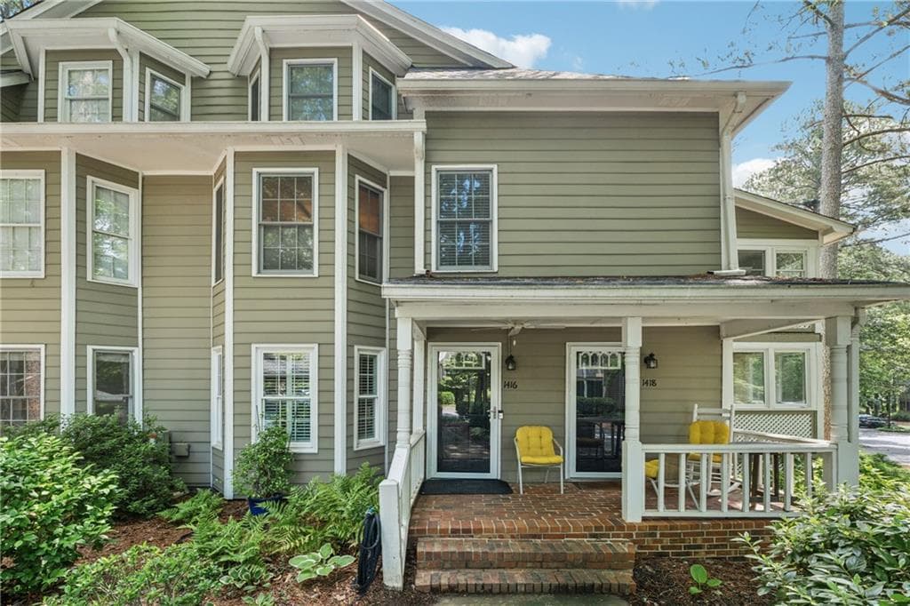 1416 Oakridge Circle, Decatur, GA 30033 — most recent listing photo