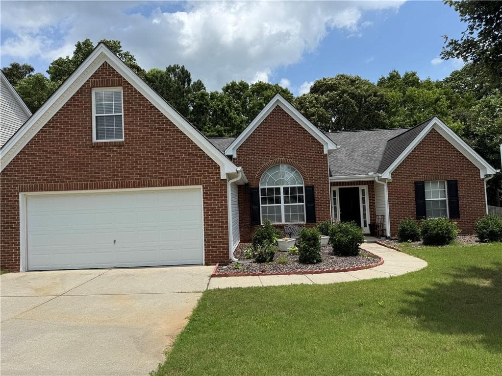 3 bedroom, 2 bathroom, 2,199 sq ft single family residence sold at 3690 Crescent Walk Lane, Suwanee, GA 30024