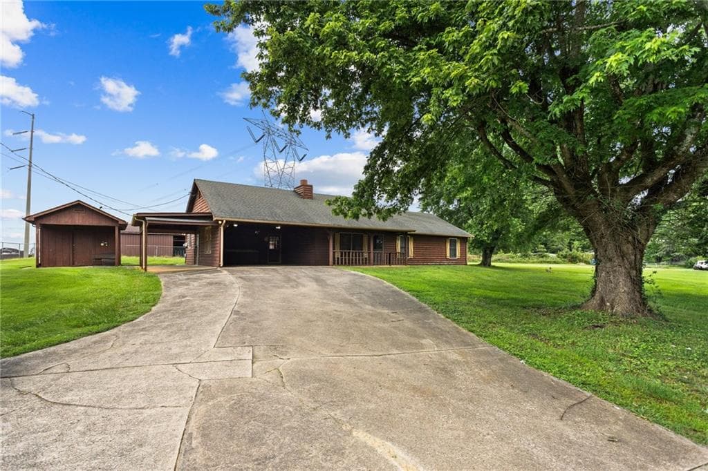 3 bedroom, 2 bathroom single family residence sold at 3105 Hamilton Mill Road, Buford, GA 30519