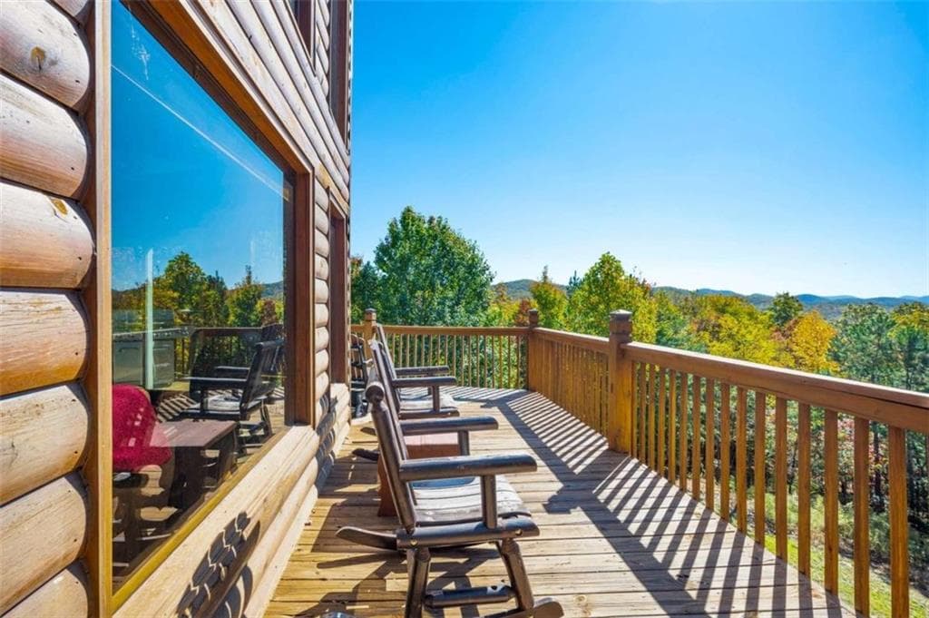 3 bedroom, 3 bathroom, 2,730 sq ft single family residence for sale at 192 Oak Ridge Way, Morganton, GA 30560 — photo 6