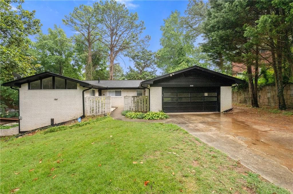 6 bedroom, 3 bathroom single family residence sold at 3068 Cherry Blossom Lane, Atlanta, GA 30344