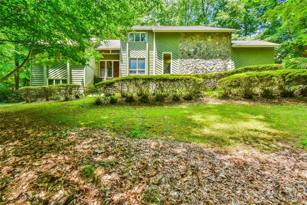 6 bedroom, 5 bathroom, 3,196 sq ft single family residence sold at 8120 Ball Mill Road, Atlanta, GA 30350