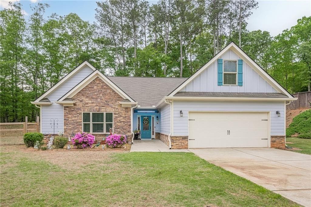 549 Greenridge Lane, Loganville, GA 30052 — most recent listing photo
