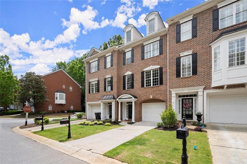 2303 Waters Edge Trail, Roswell, GA 30075 — most recent listing photo