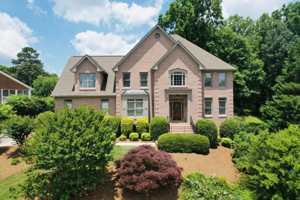 5 bedroom, 3 bathroom, 3,390 sq ft single family residence sold at 2640 Preston Ridge Lane, Dacula, GA 30019