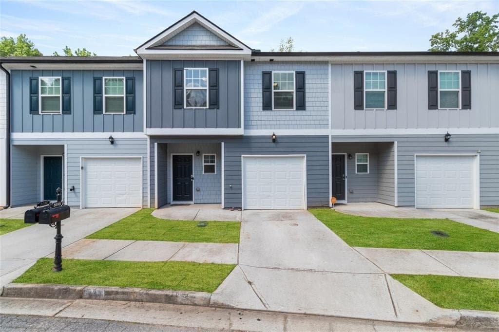 5095 Lower Elm St, Atlanta, GA 30349 — most recent listing photo