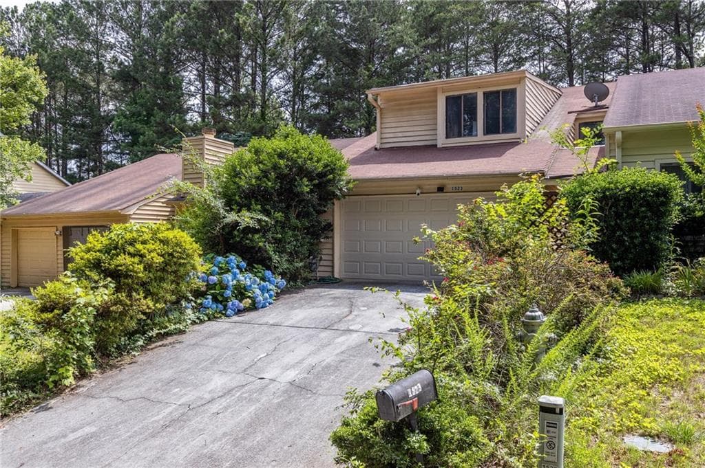 1523 Dillard Road, Stone Mountain, GA 30088 — most recent listing photo