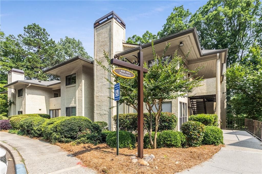 2 bedroom, 2 bathroom, 1,381 sq ft condominium sold at 408 Coleraine, Smyrna, GA 30080