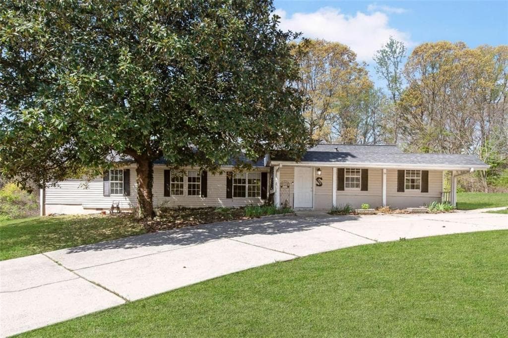 3 bedroom, 3 bathroom, 1,992 sq ft single family residence sold at 3556 Riley Road, Douglasville, GA 30134