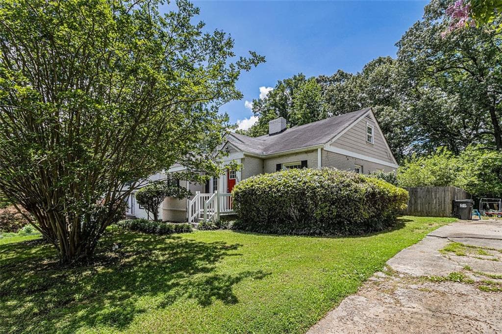3 bedroom, 1 bathroom, 1,717 sq ft single family residence sold at 1932 NEELY Avenue, Atlanta, GA 30344