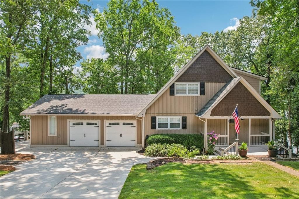 890 Lake Drive, Snellville, GA 30039 — most recent listing photo