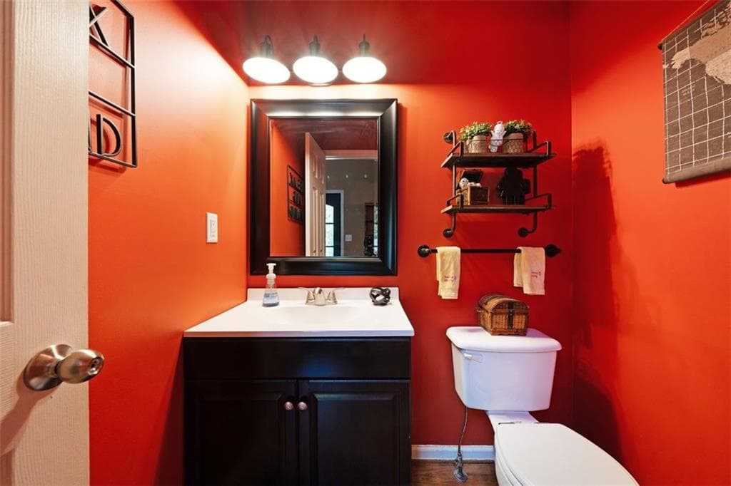 3 bedroom, 3 bathroom, 2,058 sq ft single family residence under contract at 212 WARRENTON Drive, Douglasville, GA 30134 — photo 7