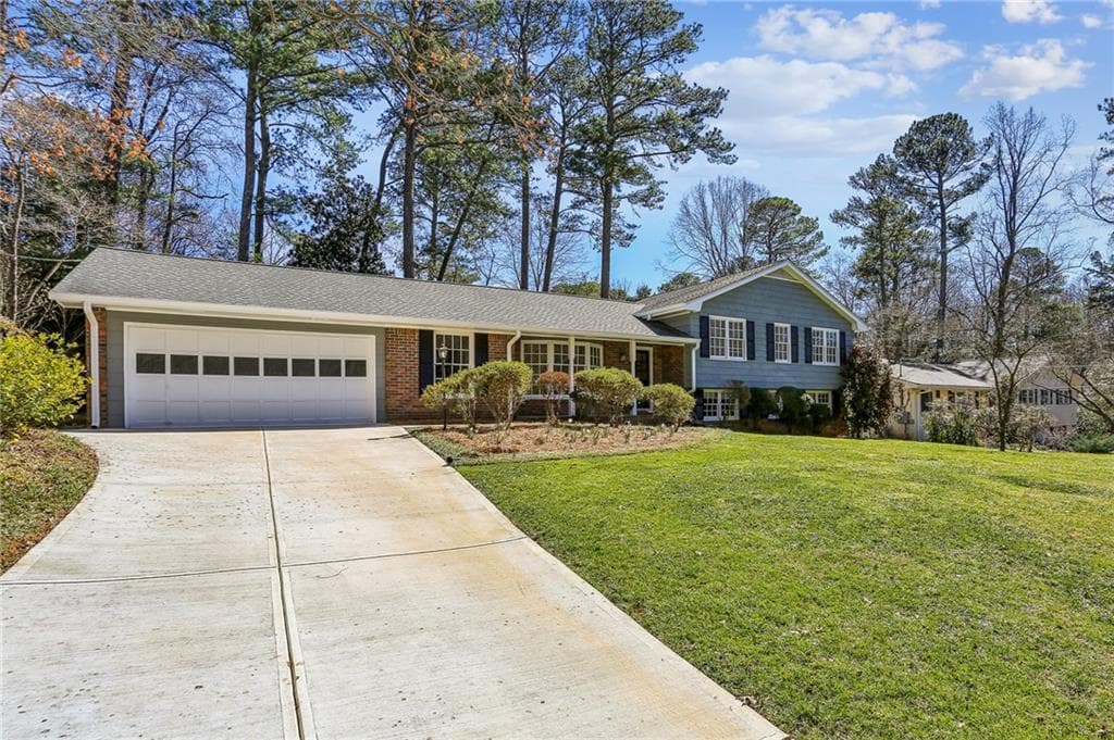 860 Valleymeade Drive, Marietta, GA 30067 — most recent listing photo