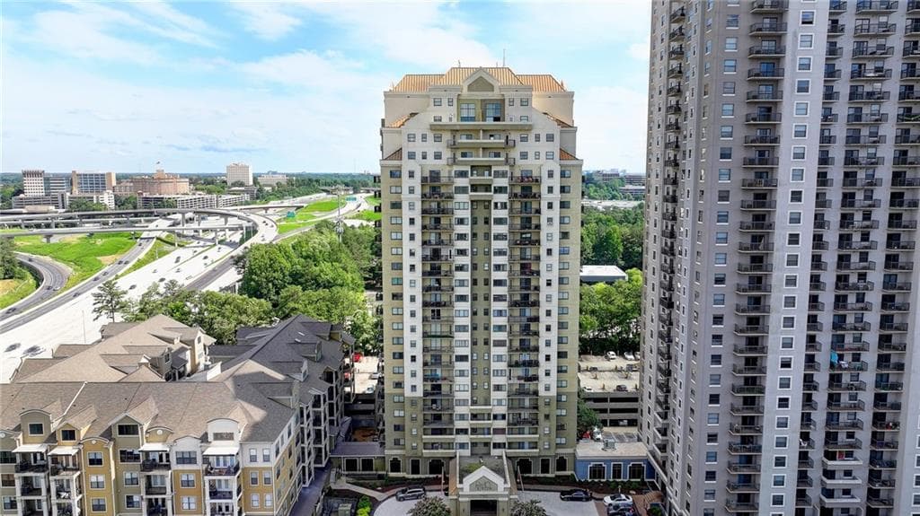 1 bedroom, 1 bathroom, 769 sq ft condominium sold at 795 Hammond Drive #1108, Atlanta, GA 30328