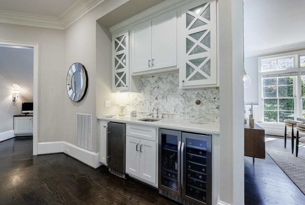 single family residence for sale at 9675 Almaviva Drive, Alpharetta, GA 30022 — photo 4