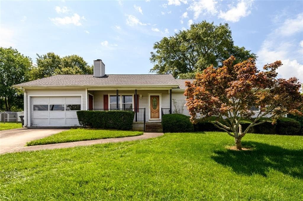 3 bedroom, 2 bathroom, 1,646 sq ft single family residence sold at 525 WATSON, Gainesville, GA 30501