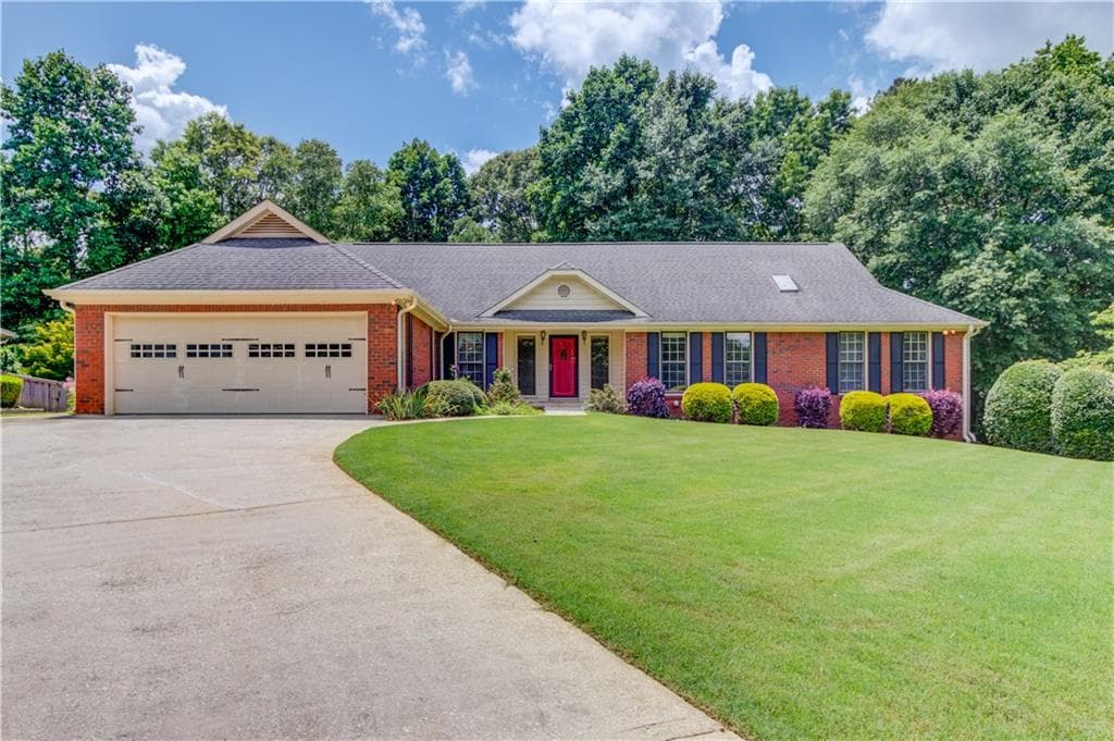 3550 Miller Farms Lane, Peachtree Corners, GA 30096 — most recent listing photo