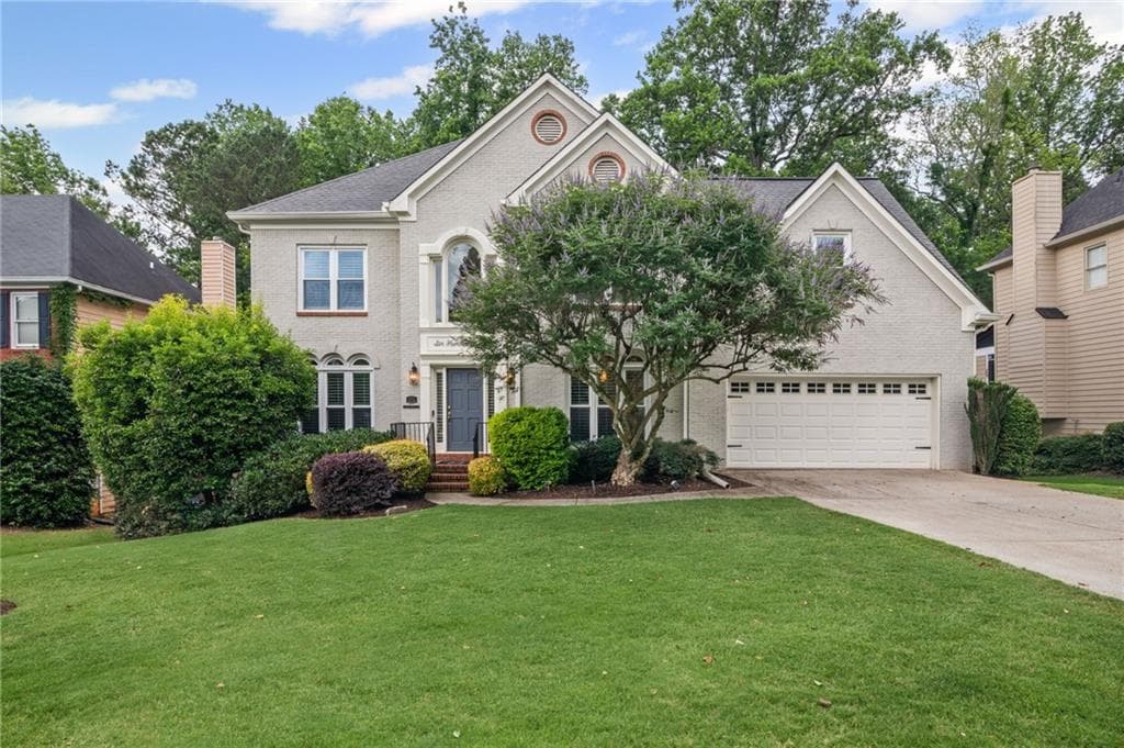 4 bedroom, 4 bathroom, 4,234 sq ft single family residence sold at 640 Windwalk Drive, Roswell, GA 30076