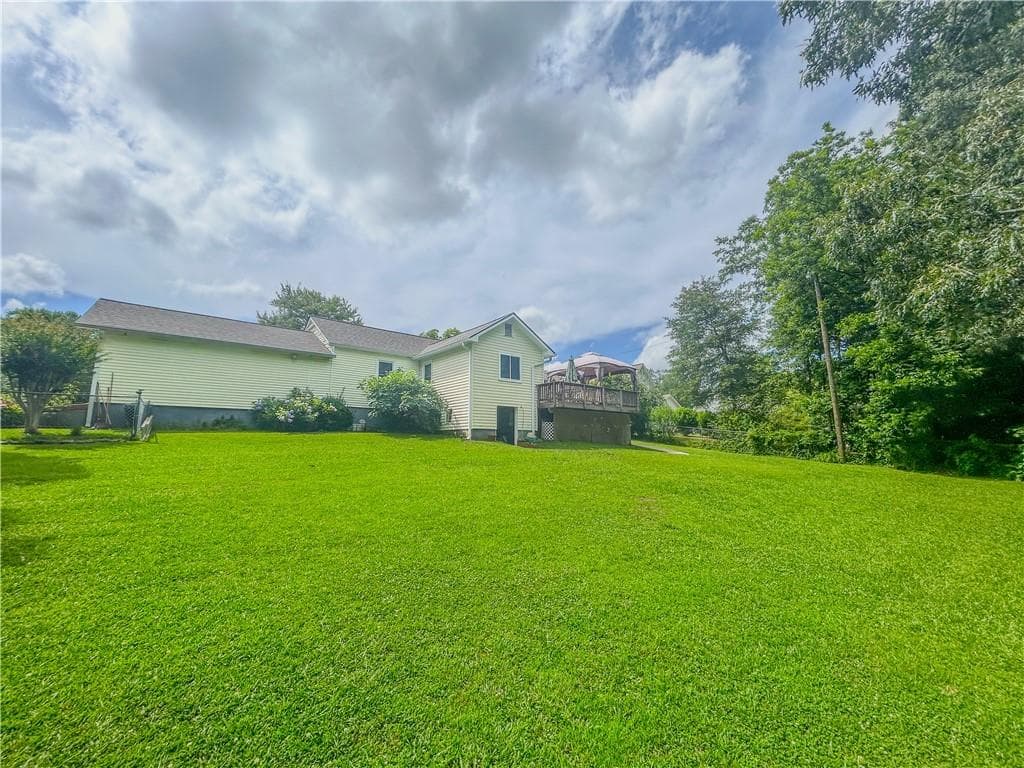 2 bedroom, 2 bathroom, 1,362 sq ft single family residence for sale at 4017 S South Bogan Road Road, Buford, GA 30519 — photo 7