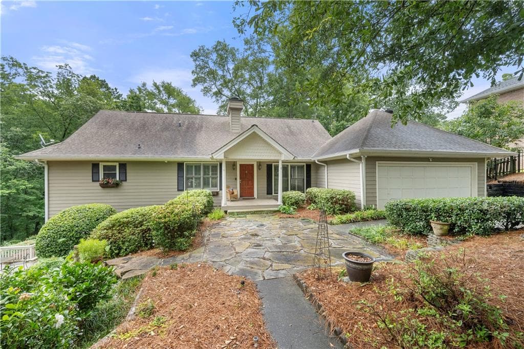 4 bedroom, 5 bathroom, 3,081 sq ft single family residence sold at 5065 Nesbit Ferry Lane, Atlanta, GA 30350