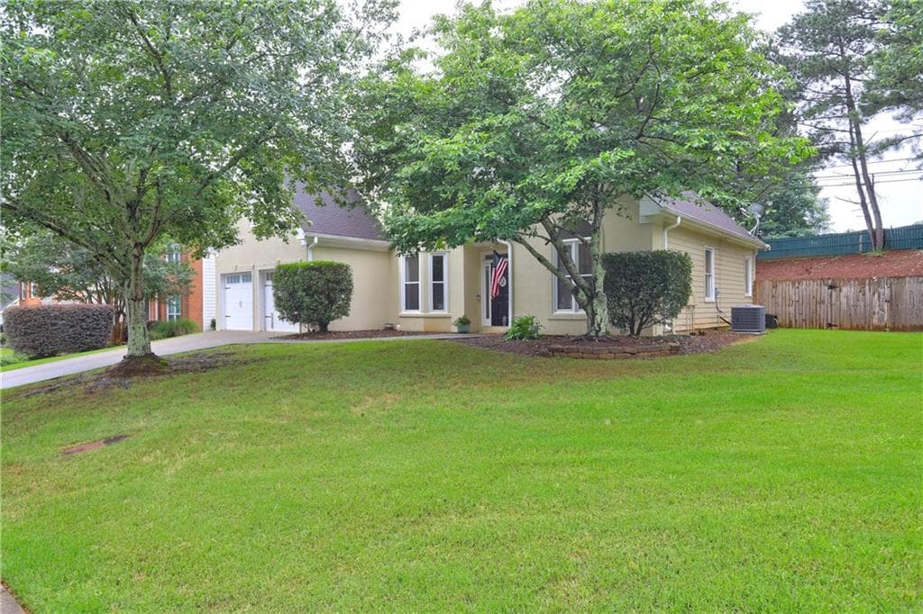 2230 Laurel Lake Drive, Suwanee, GA 30024 — most recent listing photo