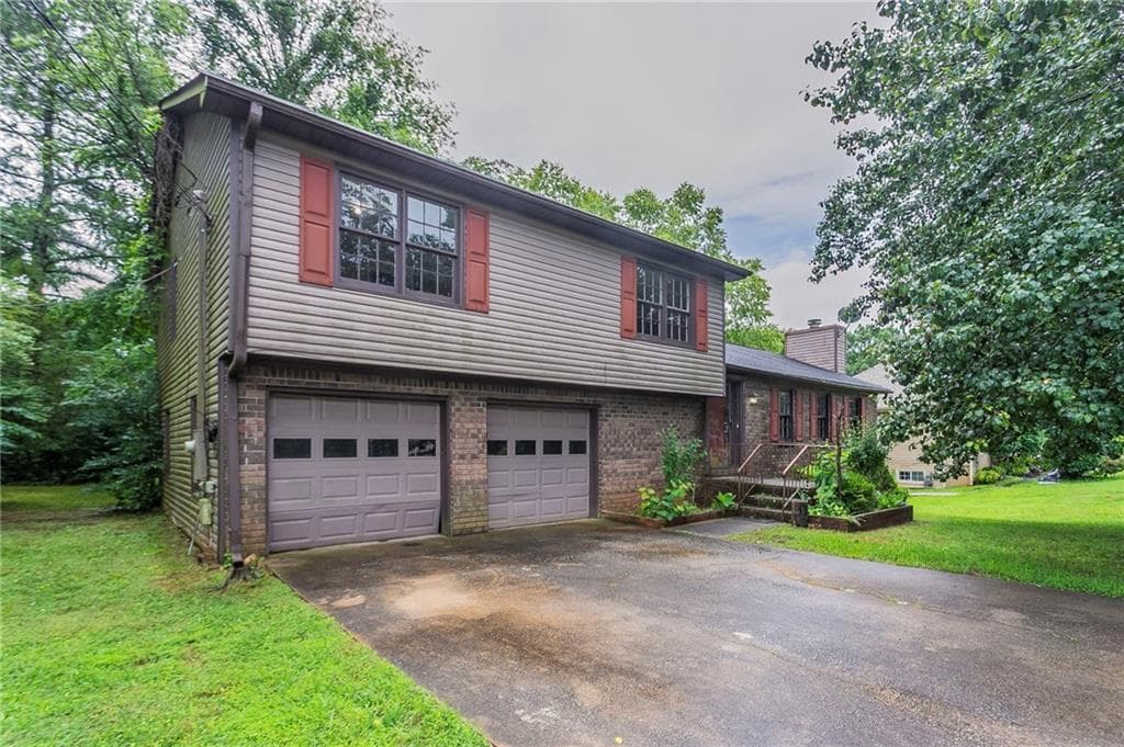 3 bedroom, 3 bathroom, 2,106 sq ft single family residence sold at 1744 Cum Laude Way, Lawrenceville, GA 30044