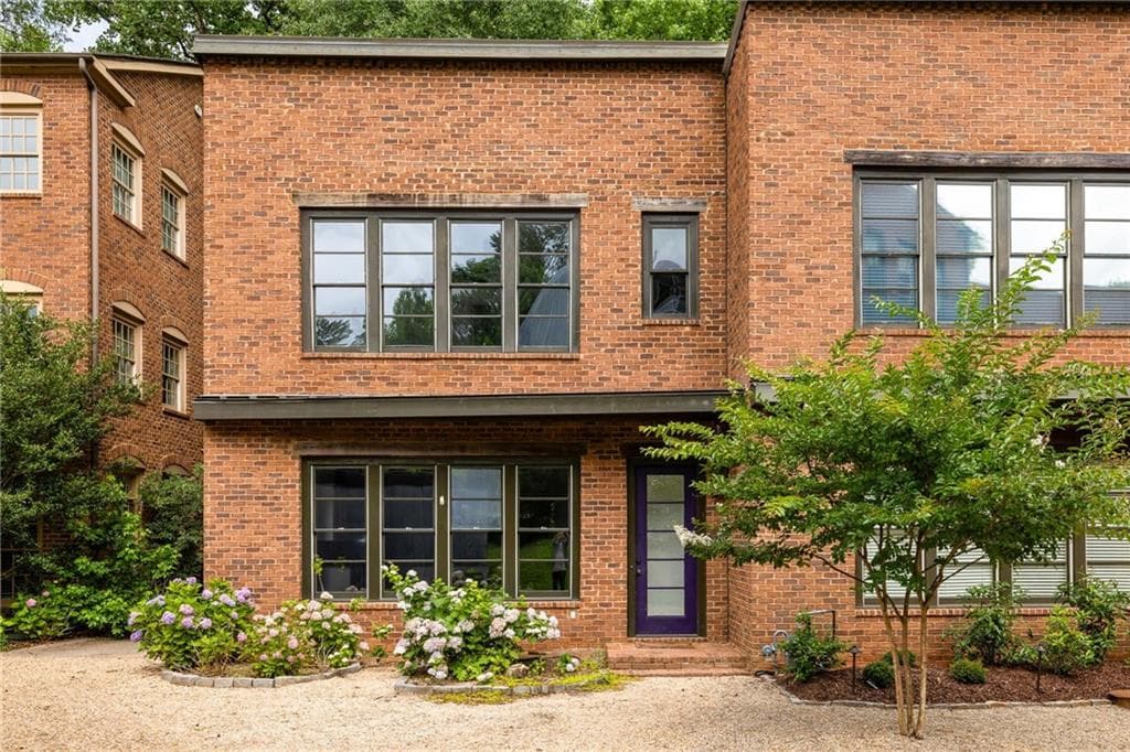 9071 Selborne Lane, Chattahoochee Hills, GA 30268 — most recent listing photo