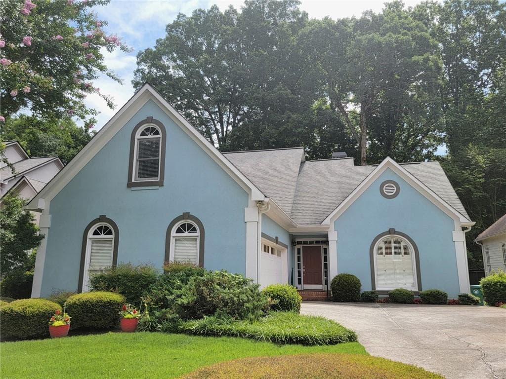 4 bedroom, 3 bathroom, 2,846 sq ft single family residence sold at 3740 Ashford Point, Brookhaven, GA 30319