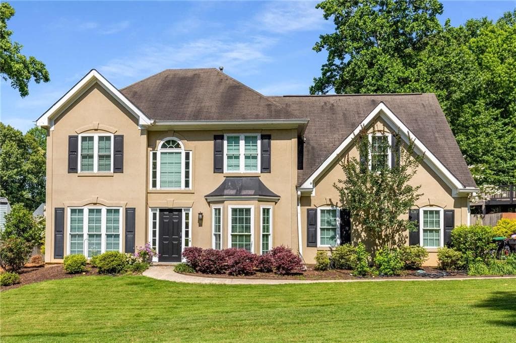 4 bedroom, 3 bathroom, 2,124 sq ft single family residence sold at 4913 Farm Valley Drive, Woodstock, GA 30188