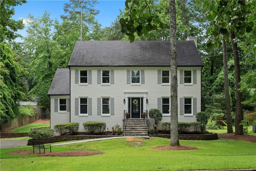 4 bedroom, 4 bathroom, 3,850 sq ft single family residence sold at 7110 Northgreen Drive, Atlanta, GA 30328