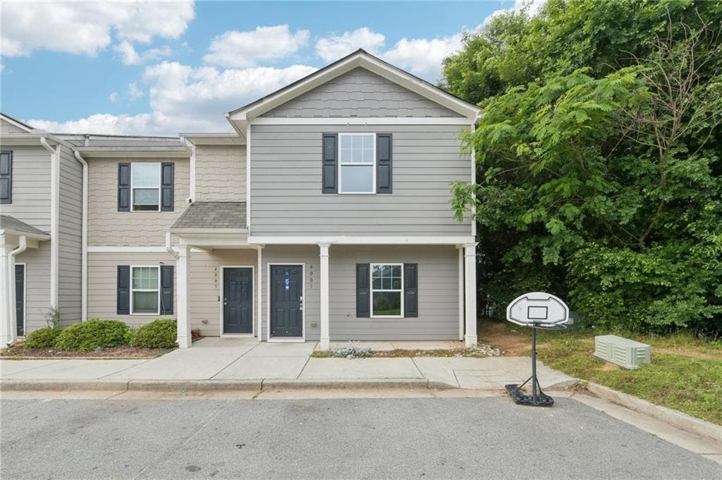 4 bedroom, 3 bathroom, 1,494 sq ft townhouse sold at 4001 Avalon Road, Atlanta, GA 30331