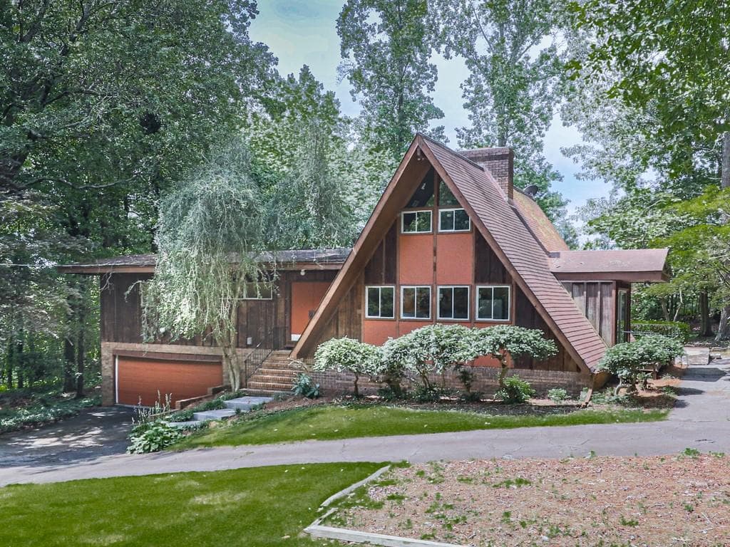 1467 Shiloh Trail East, Kennesaw, GA 30144 — most recent listing photo