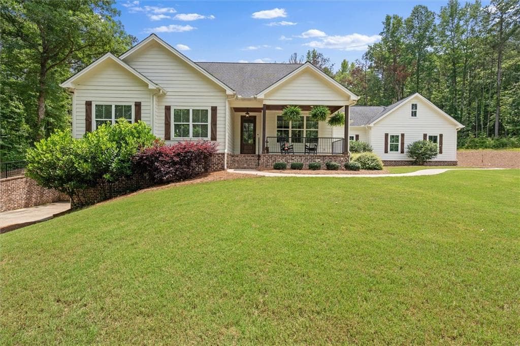 177 Garnett Point Drive, Carrollton, GA 30117 — most recent listing photo