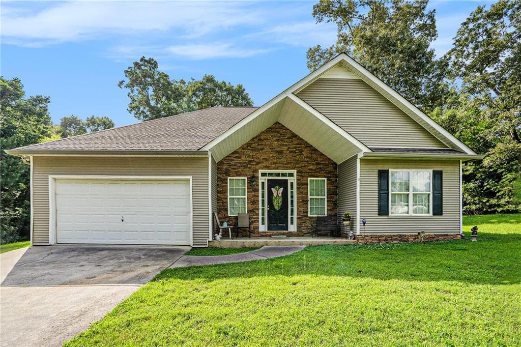 259 Hanover Circle, Calhoun, GA 30701 — most recent listing photo