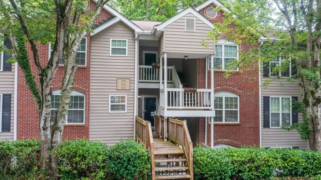 434 Teal Court, Roswell, GA 30076 — most recent listing photo